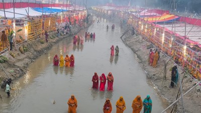  यसरी गरियो छठको समापन (तस्बिरहरु) 